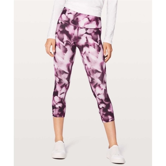 Lululemon | Wunder Under Crop High Rise 21" Blush Blossom Size 4 - Picture 1 of 7
